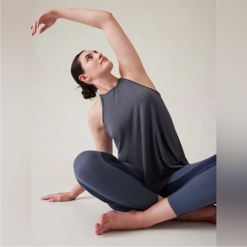 Athleta Explore Tank Modal Blend Size Small Athleisure